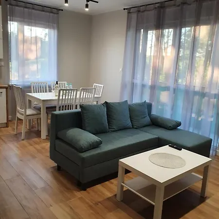 Lejlighed Na Letniej Z Garazem 