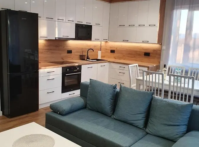 Na Letniej Z Garazem 