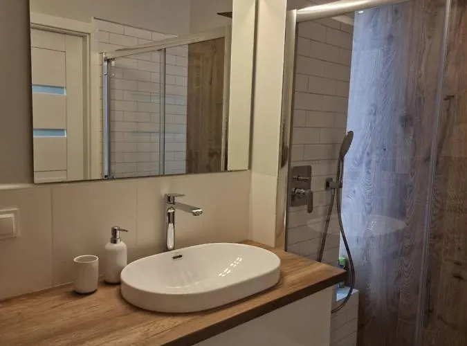 Na Letniej Z Garazem 